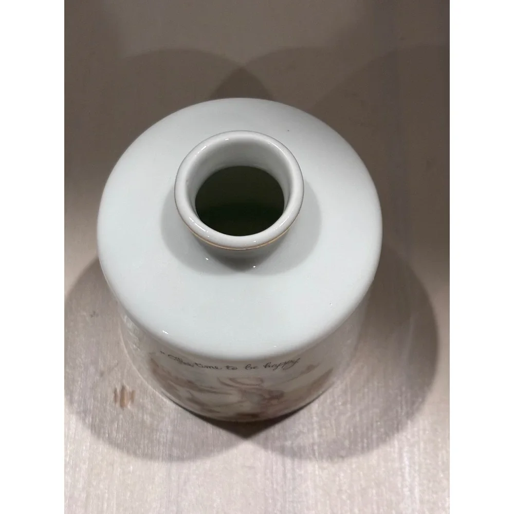 Vintage 1973 Holly Hobbie Porcelain Bud Vase The Time To Be Happy Is Now